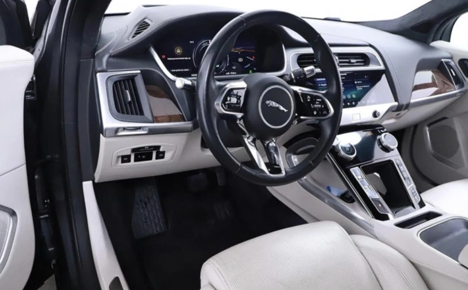 Jaguar I-Pace First edition + roof, снимка 9 - Автомобили и джипове - 54138510