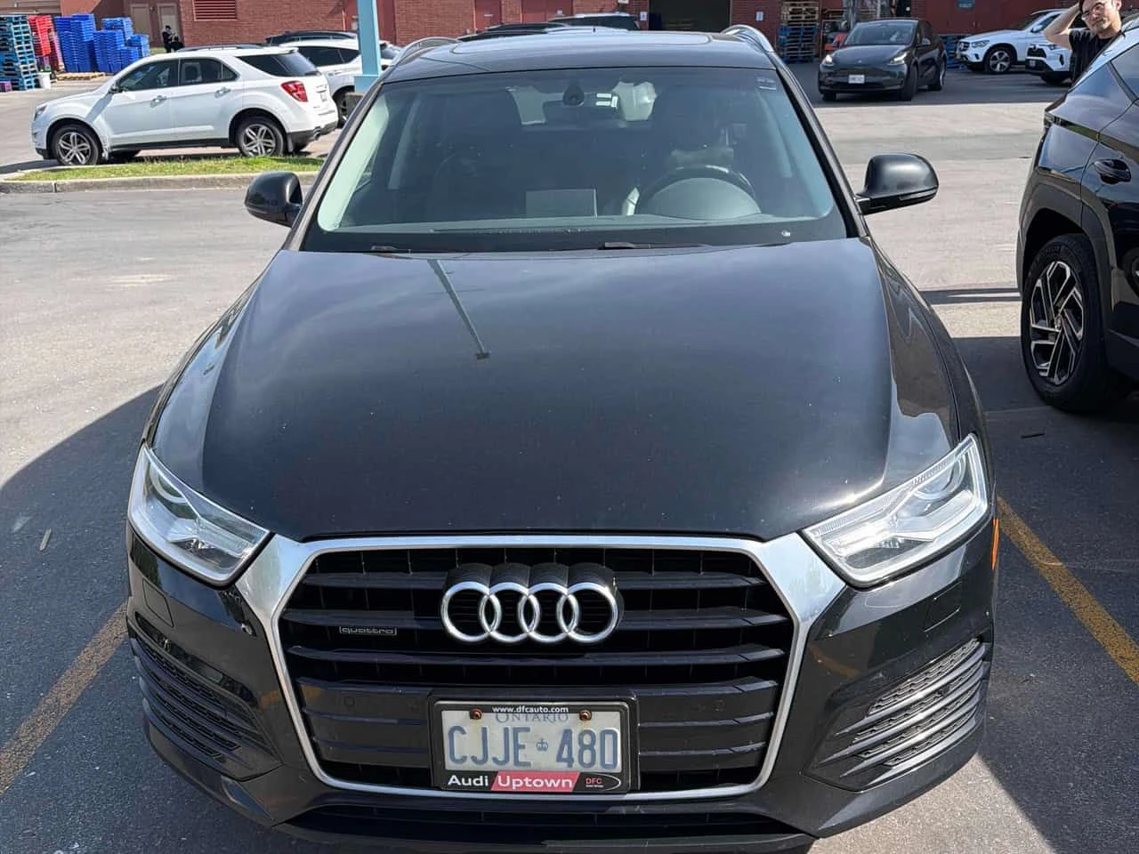 Audi Q3 | Progressiv | ПОДГРЕВ | ПАНОРАМА | CARFAX | , снимка 6 - Автомобили и джипове - 54758493