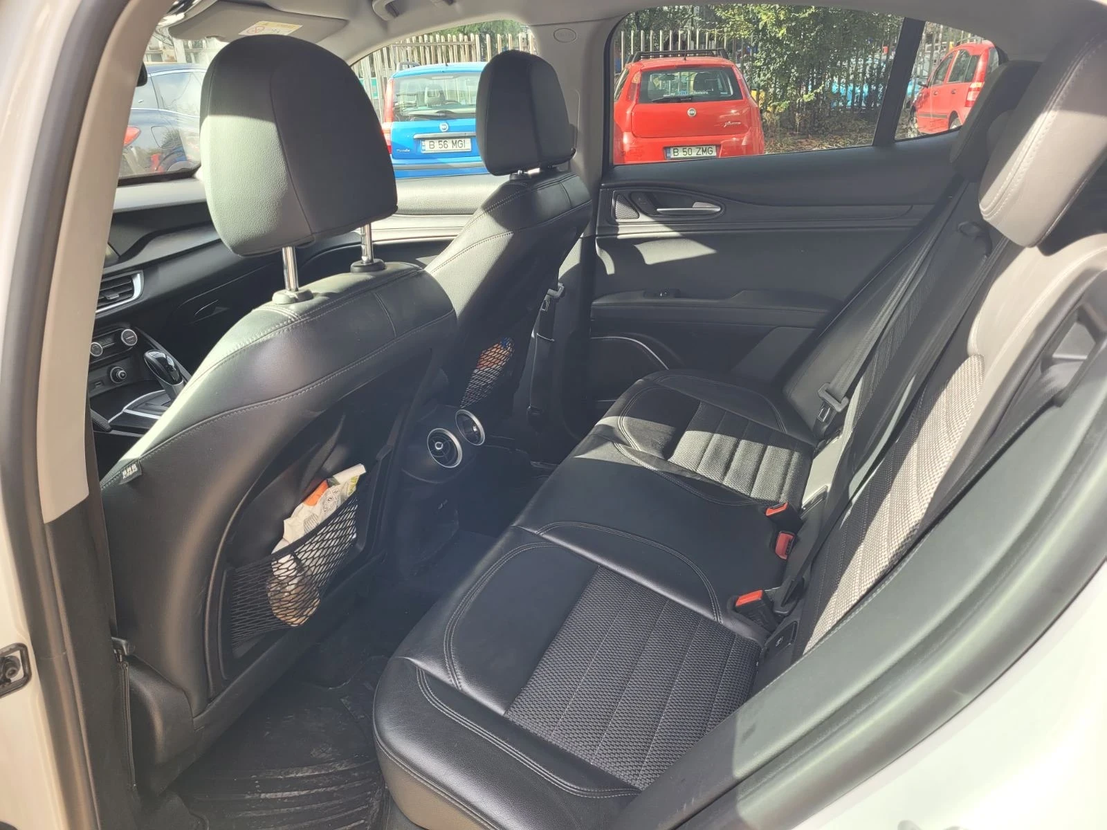 Alfa Romeo Stelvio 2.2, снимка 8 - Автомобили и джипове - 55336615