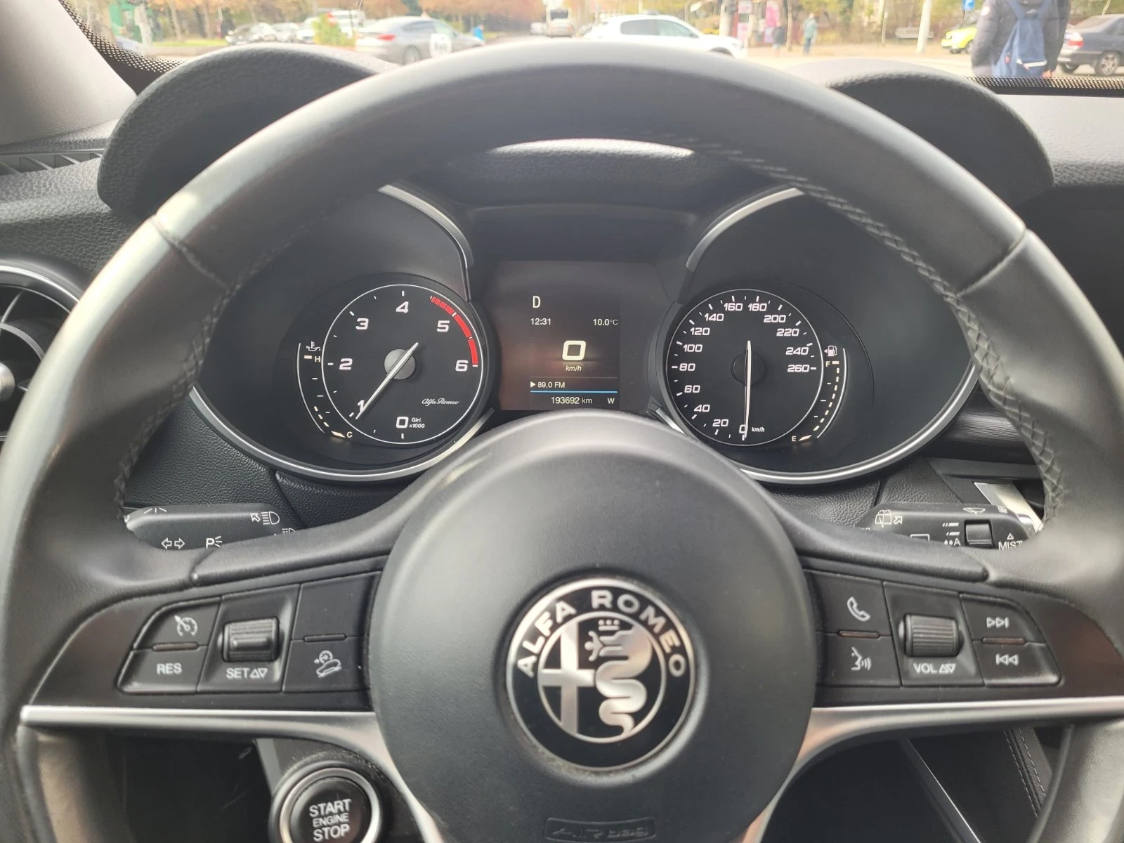 Alfa Romeo Stelvio 2.2, снимка 11 - Автомобили и джипове - 55336615