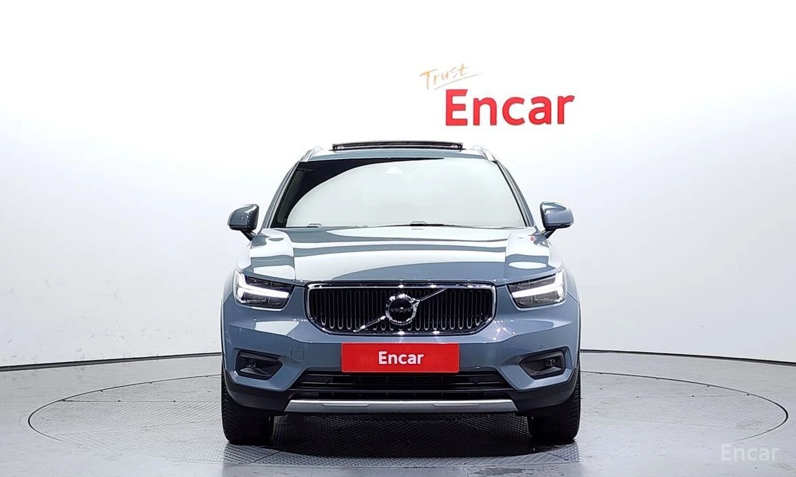 Volvo XC40, снимка 3 - Автомобили и джипове - 55332072