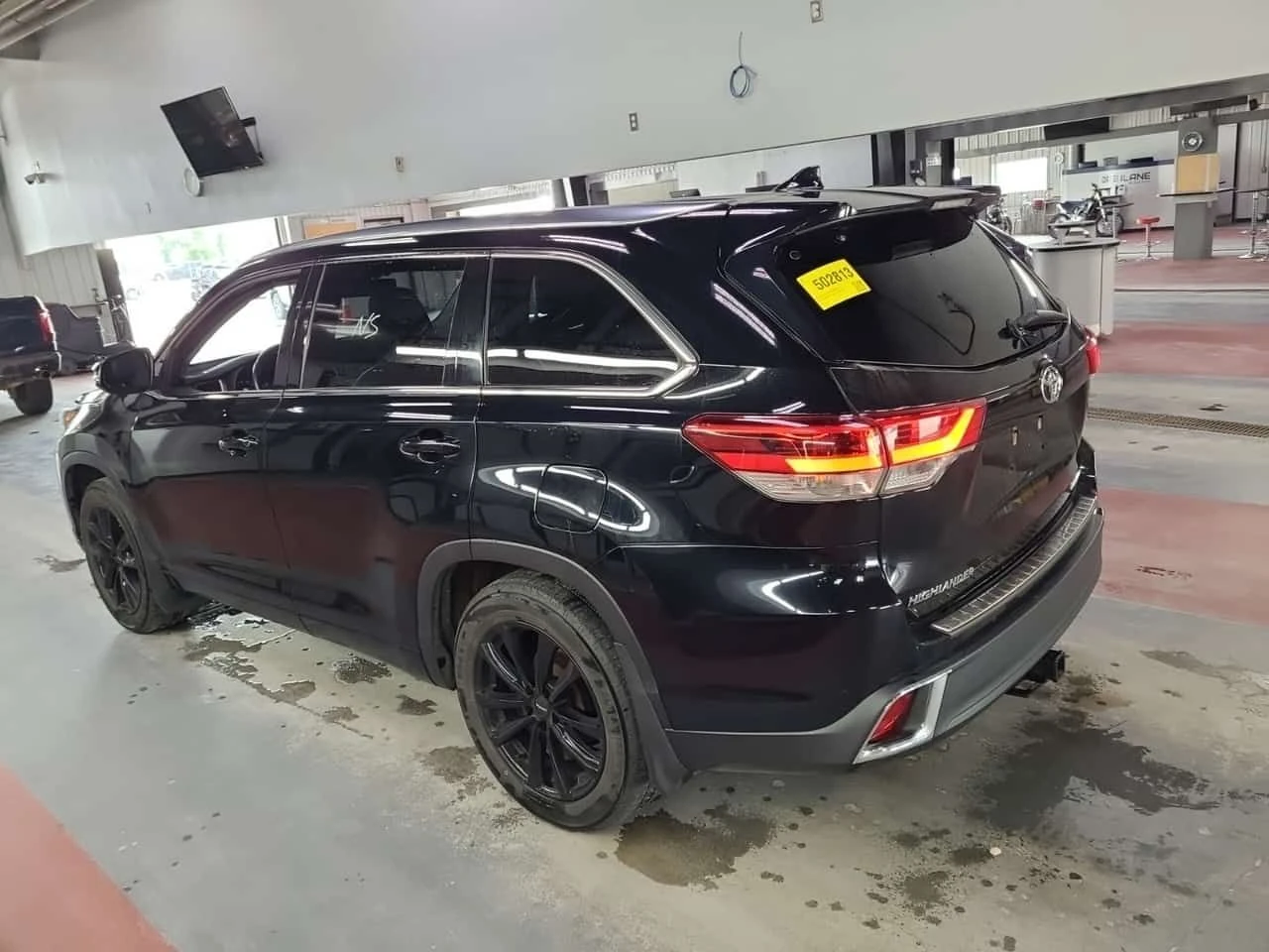 Toyota Highlander LIMITED/CARFAX/ДИСТР/+ ГУМИ И ДЖАНТИ/ПАНО, снимка 4 - Автомобили и джипове - 55544819