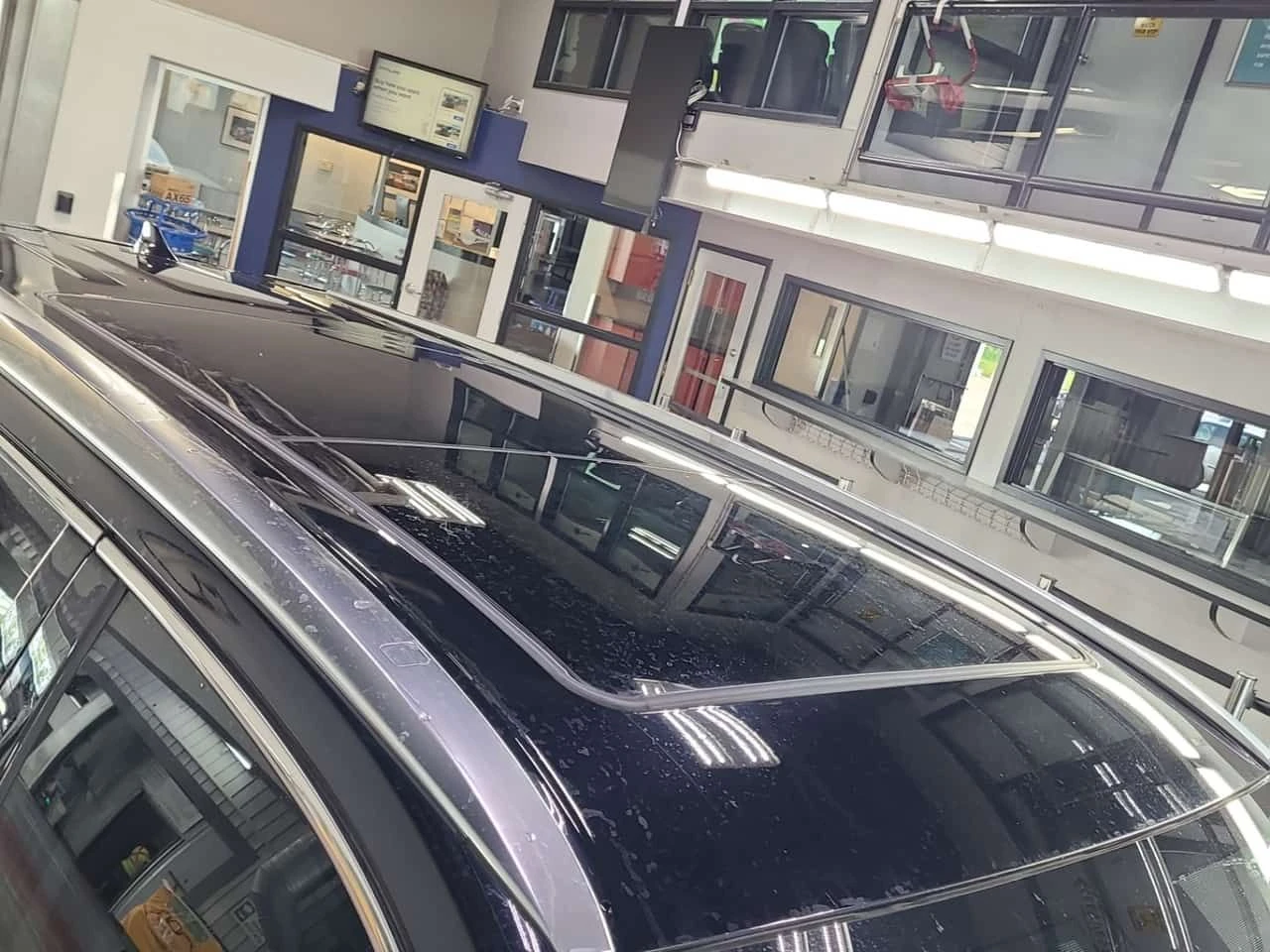 Toyota Highlander LIMITED/CARFAX/ДИСТР/+ ГУМИ И ДЖАНТИ/ПАНО, снимка 7 - Автомобили и джипове - 55544819
