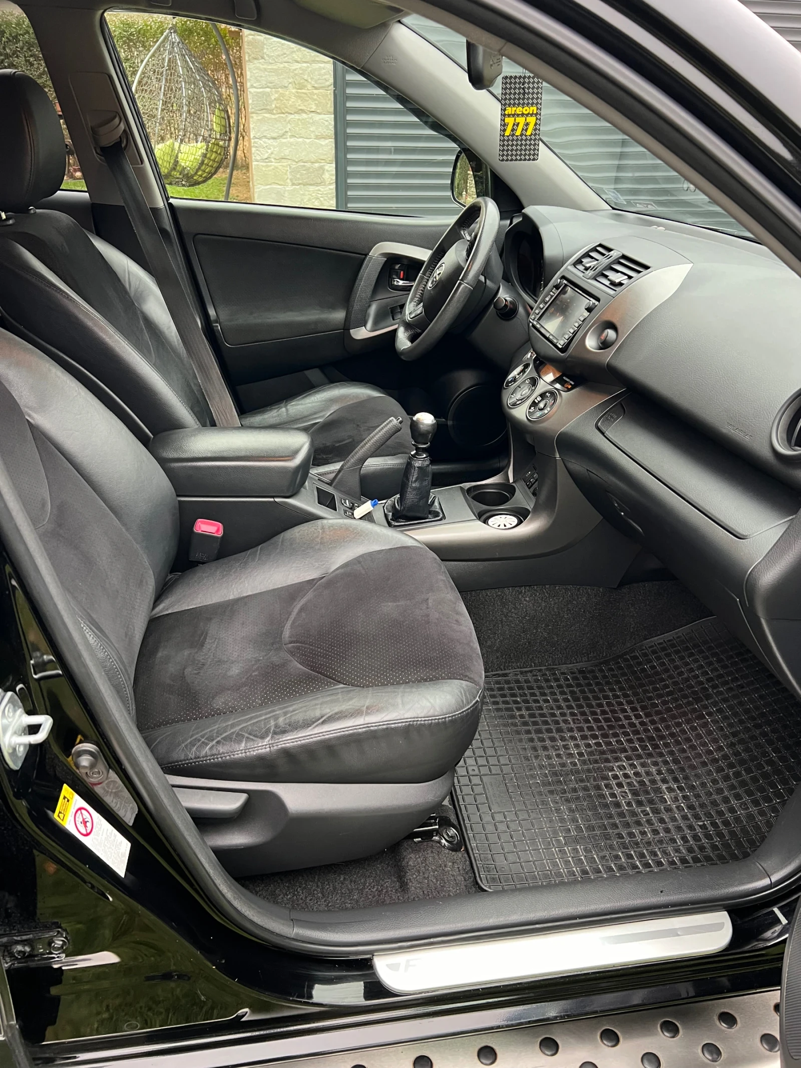 Toyota Rav4, снимка 5 - Автомобили и джипове - 55568669
