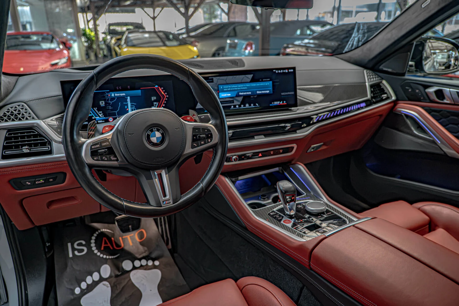BMW X6 M/Competition/Harman Kardon/HuD/Карбон/Камера 360/, снимка 8 - Автомобили и джипове - 55825432