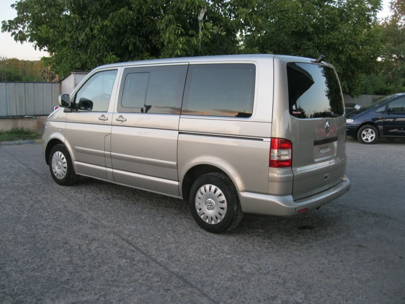 VW T5 MULTIVAN, снимка 8 - Бусове и автобуси - 46844666