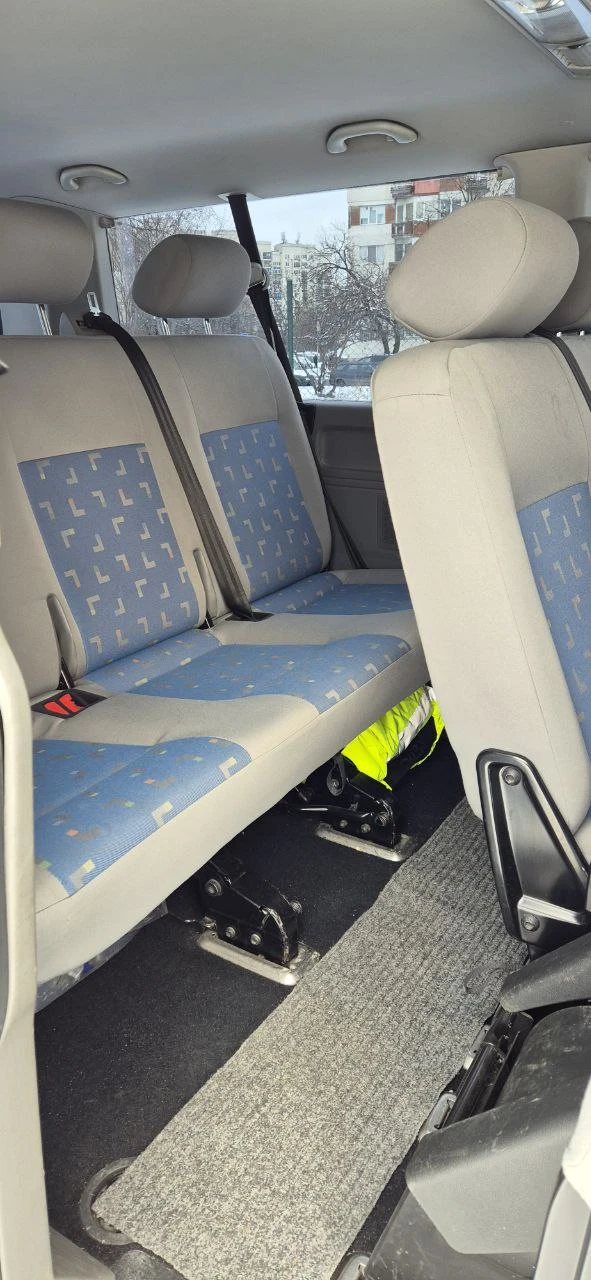 VW Caravelle 2.5, снимка 12 - Бусове и автобуси - 53609994