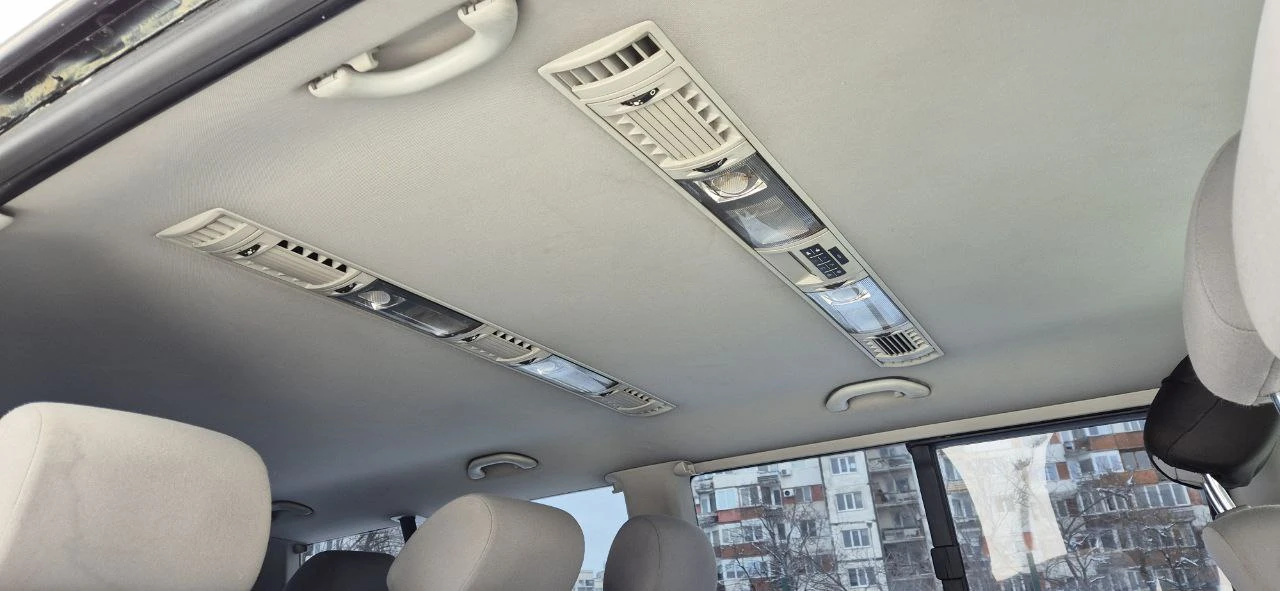 VW Caravelle 2.5, снимка 11 - Бусове и автобуси - 53740844