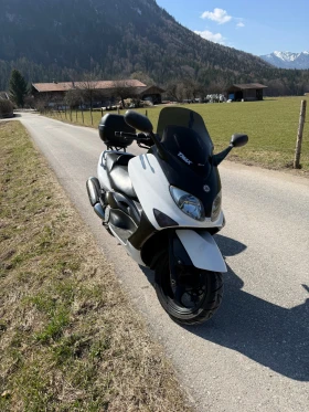 ������ Yamaha T-max