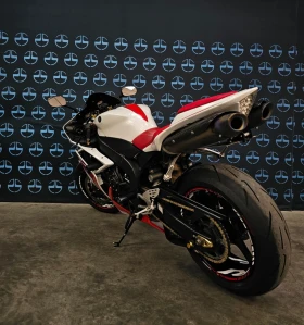 ����� �� �������� �� Yamaha YZF-R1 RN 19