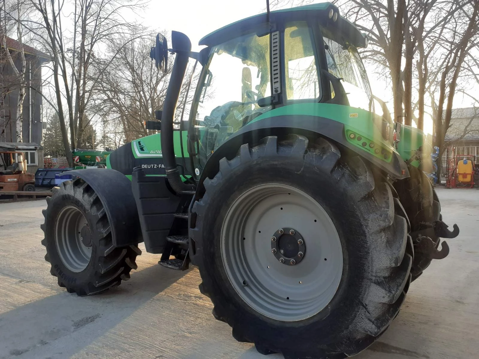 Трактор Deutz-Fahr 6210 CSHIFT Agrotron  - изображение 9