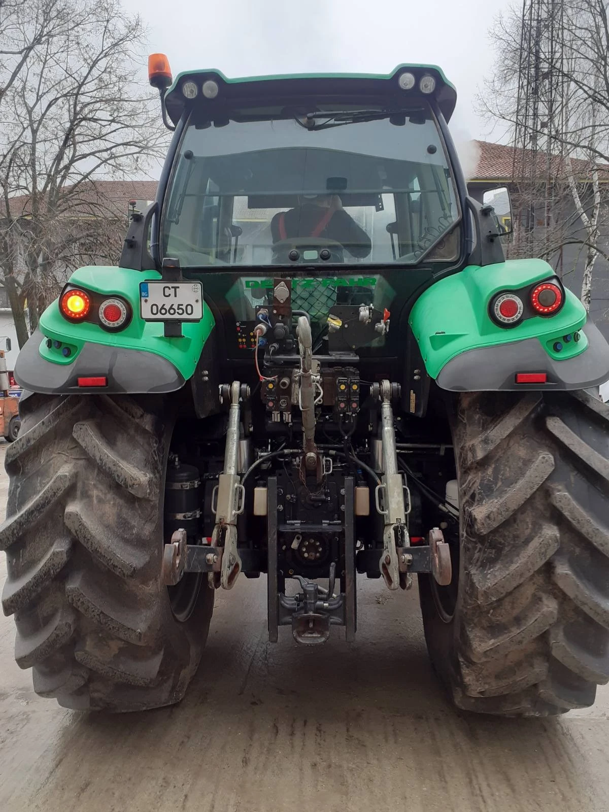 Трактор Deutz-Fahr 6210 CSHIFT Agrotron  - изображение 3