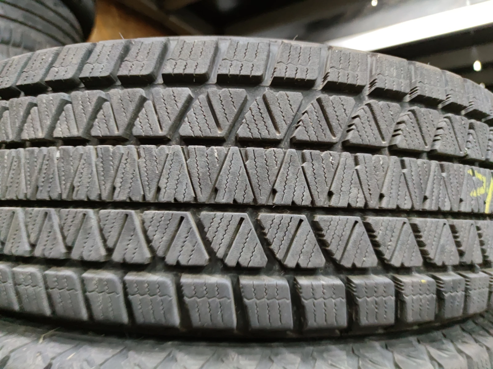  215/70R16 | Mobile.bg   1