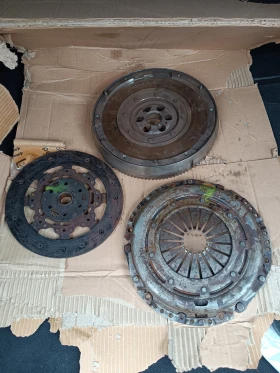 Ford C-max Facelift 1.6 TDCI 90 k.c., снимка 15