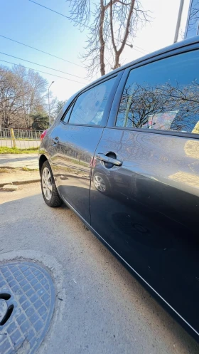 Toyota Auris - 4599 € / 8994.86 лв. - 32522108 8