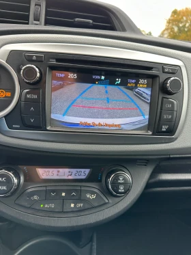 Toyota Yaris 1.5 I HYBRID | Auto.bg — изображение 11