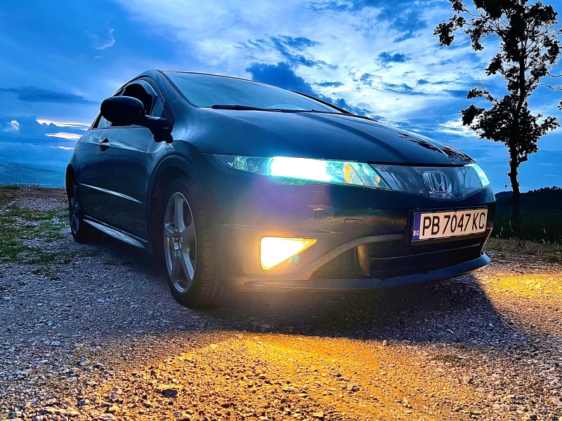 Honda Civic 2.2 i-CTDI Executive, снимка 8 - Автомобили и джипове - 48039153