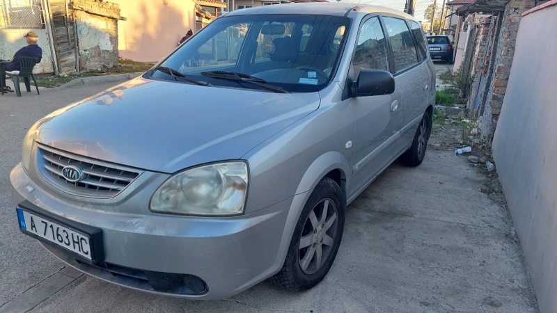 Kia Carens, снимка 1 - Автомобили и джипове - 47570034