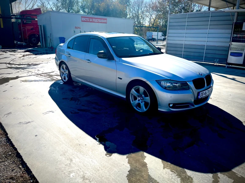 BMW 330 Facelift Edition, снимка 3 - Автомобили и джипове - 48028542