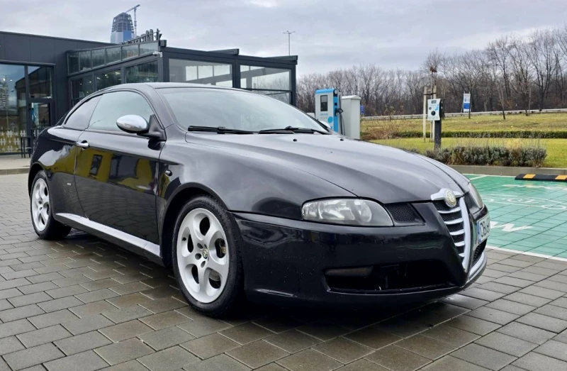 Alfa Romeo Gt 1.9 JTD, снимка 2 - Автомобили и джипове - 48357695