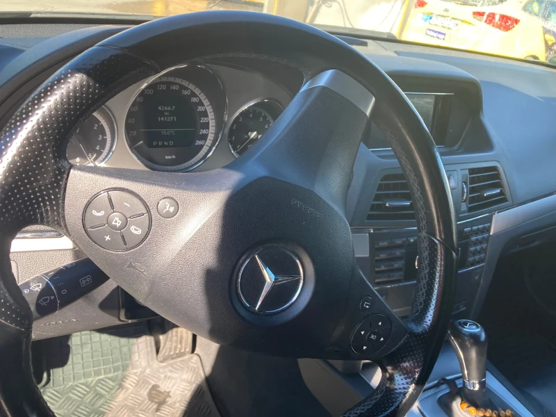 Mercedes-Benz E 350 Coupe, снимка 7 - Автомобили и джипове - 49059734