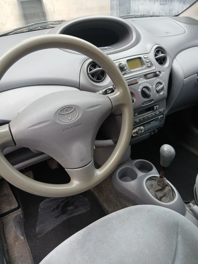 Toyota Yaris, снимка 6 - Автомобили и джипове - 49360197