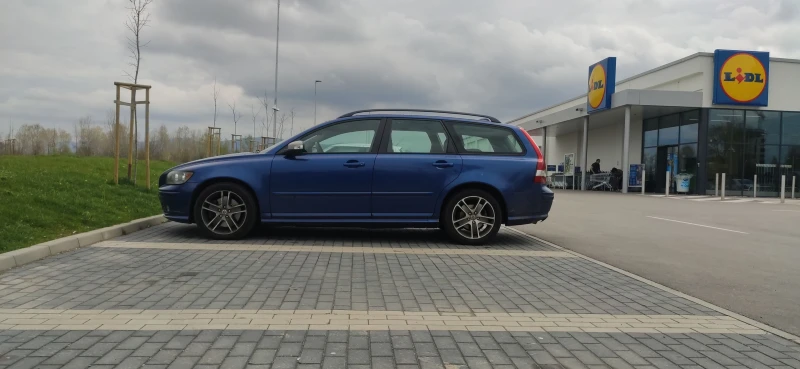 Volvo V50 D5, снимка 4 - Автомобили и джипове - 51214987