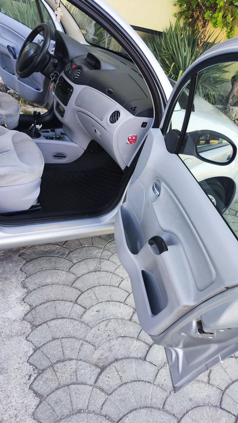 Citroen C3, снимка 7 - Автомобили и джипове - 52408684