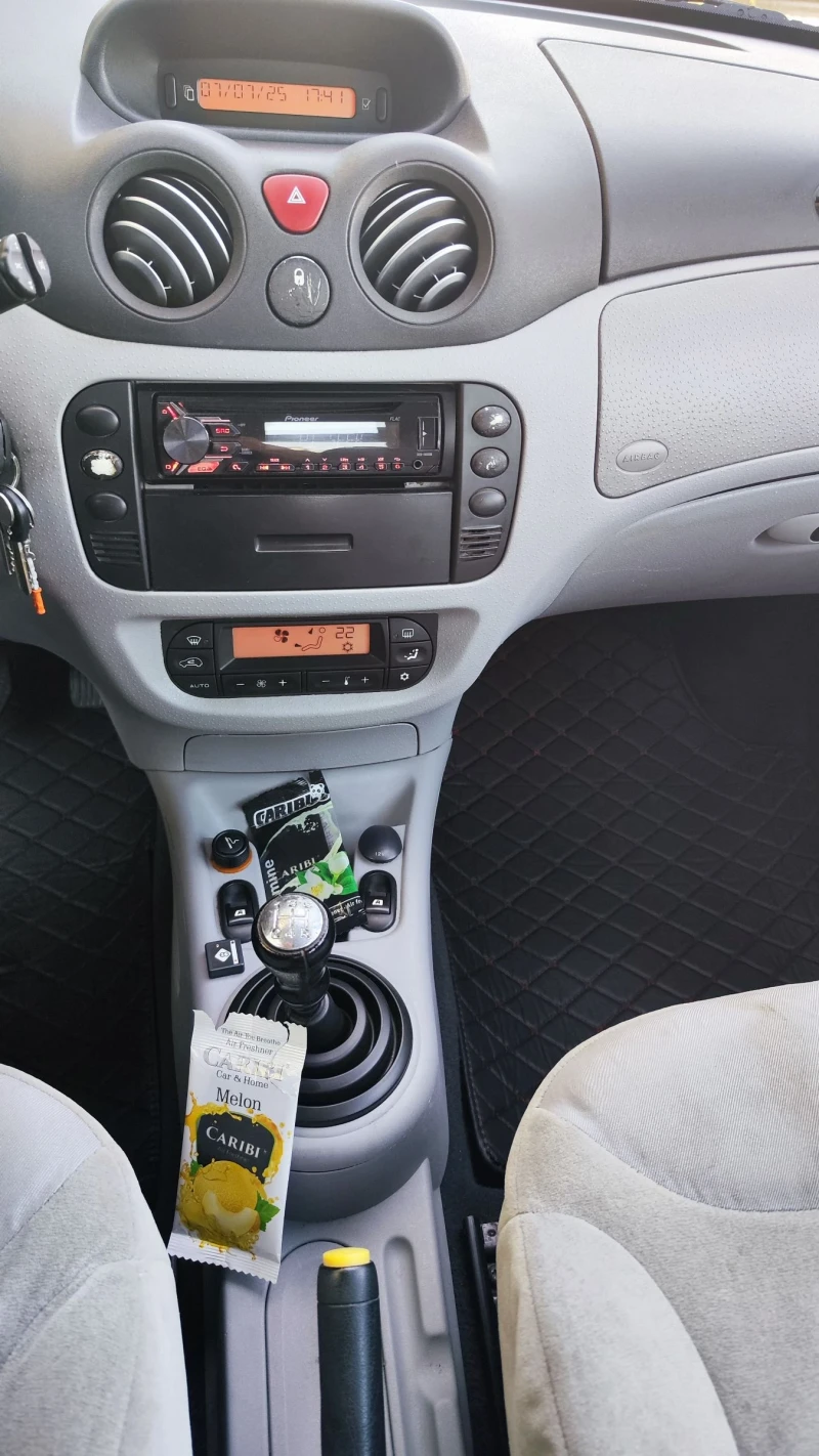 Citroen C3, снимка 12 - Автомобили и джипове - 52408684