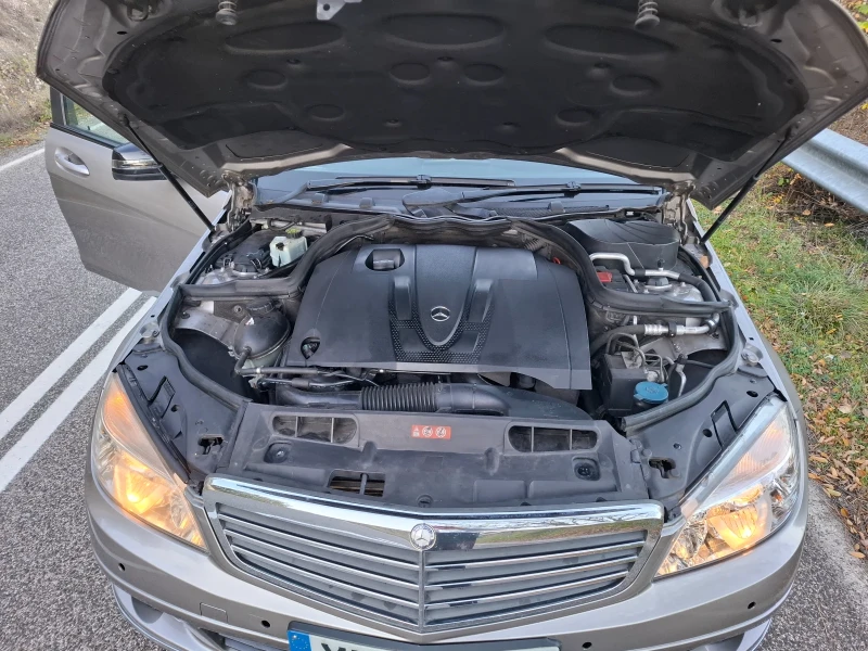 Mercedes-Benz C 220 CDI* TOP, снимка 16 - Автомобили и джипове - 52229148