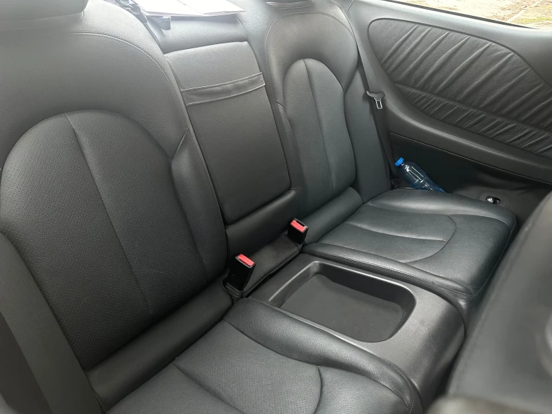 Mercedes-Benz CLK 320, снимка 4 - Автомобили и джипове - 53101321