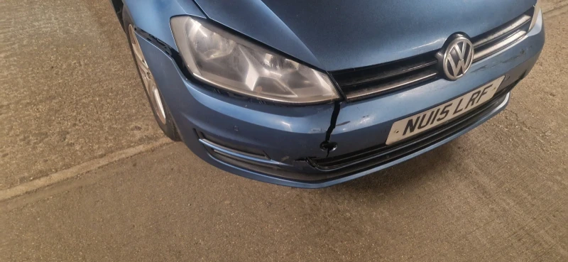 VW Golf, снимка 4 - Автомобили и джипове - 53174903