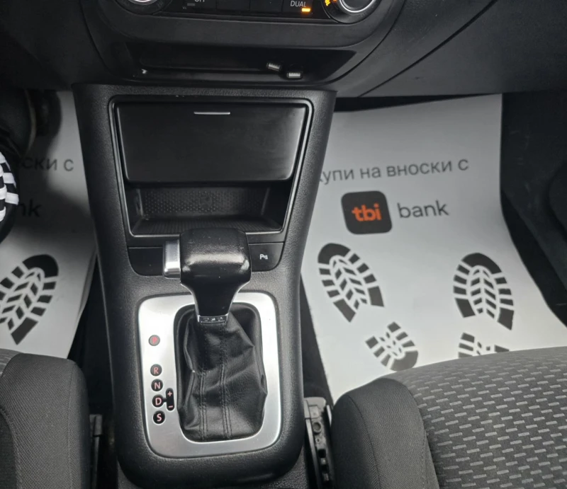 VW Golf Plus АВТОМАТ/КАМЕРА/NAVI, снимка 11 - Автомобили и джипове - 53271328