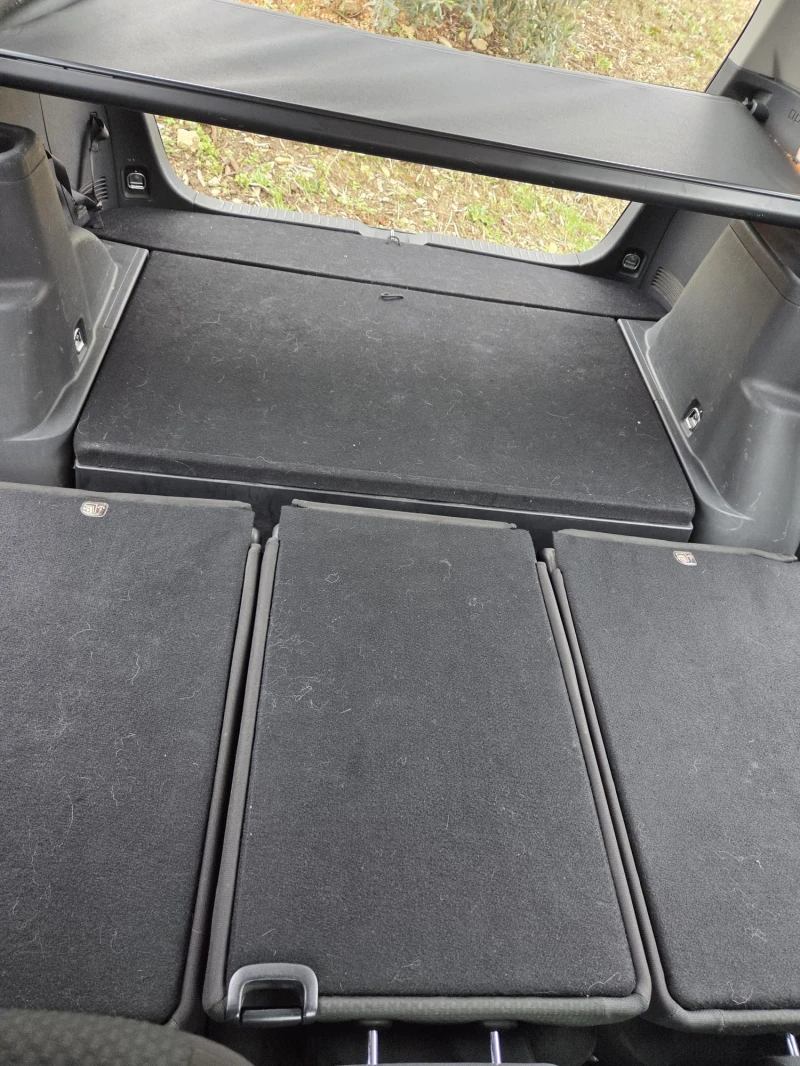 Toyota Corolla verso, снимка 11 - Автомобили и джипове - 53295438