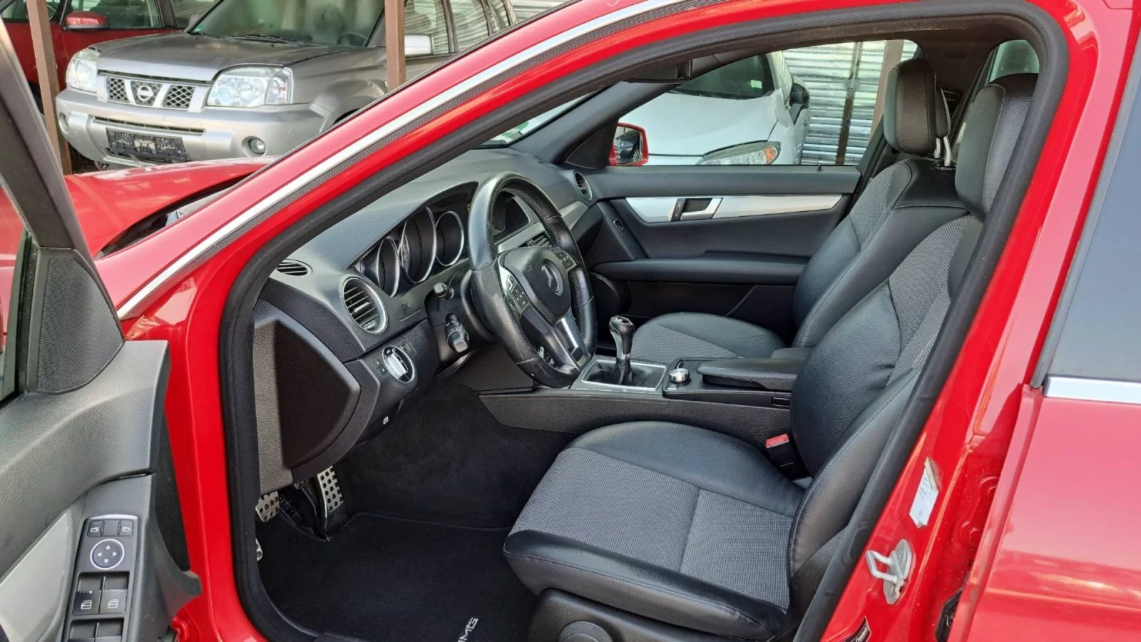 Mercedes-Benz C 220 CDI AMG NOV VNOS GERMANY | Mobile.bg — изображение 11