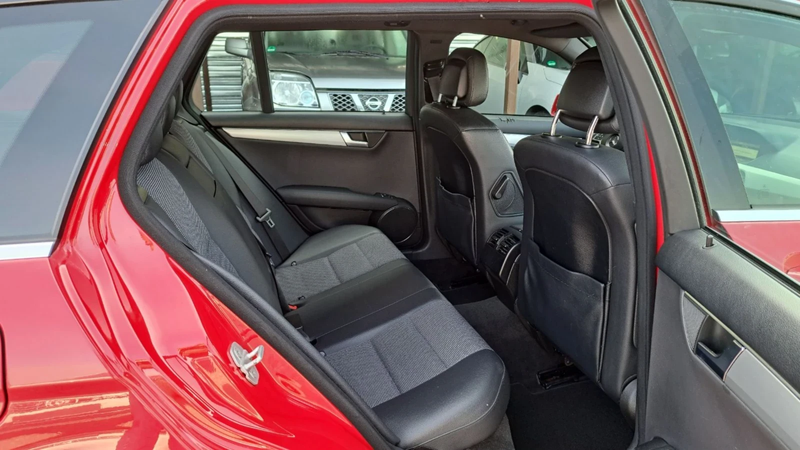 Mercedes-Benz C 220 CDI AMG NOV VNOS GERMANY | Mobile.bg — изображение 17
