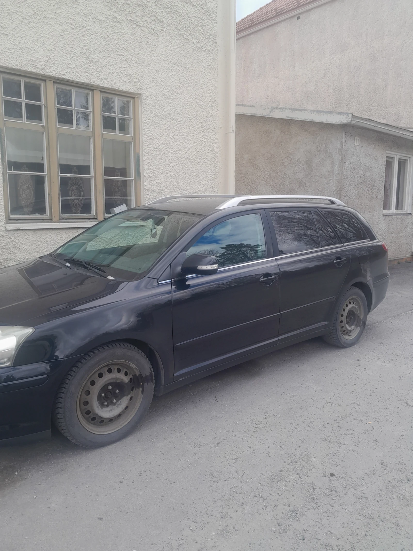 Toyota Avensis  - изображение 2