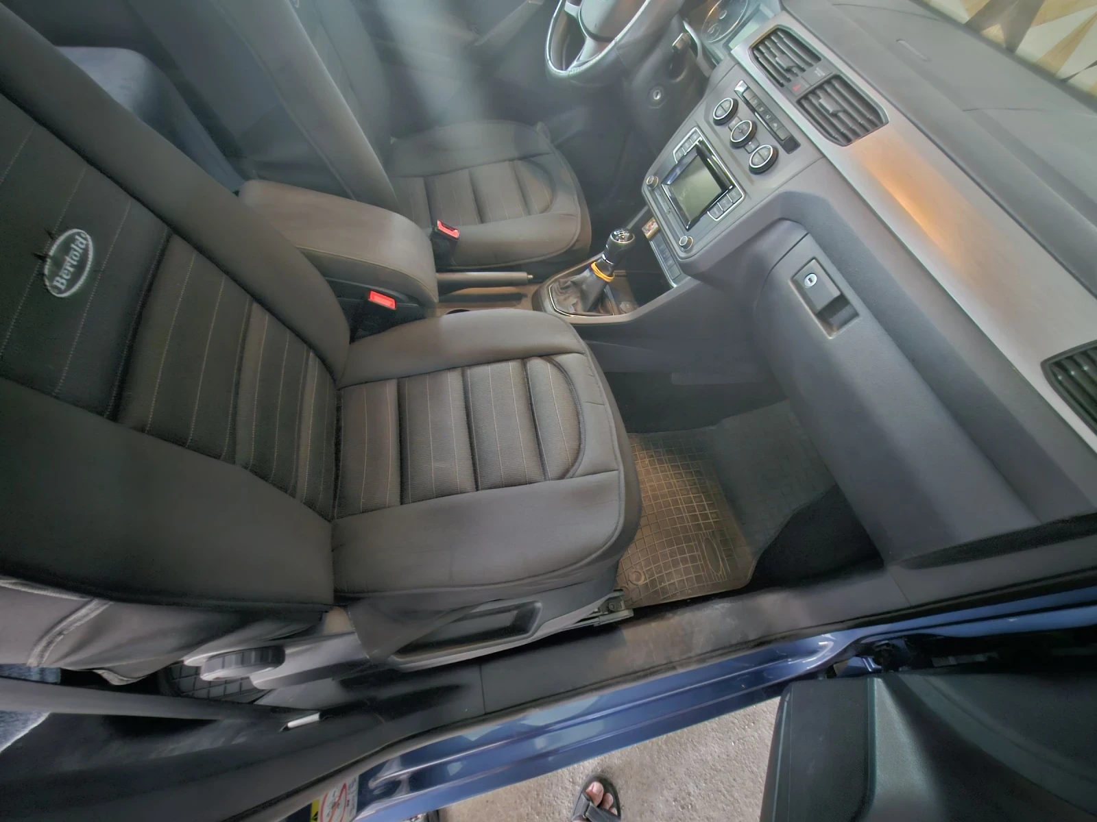 VW Caddy  - изображение 8