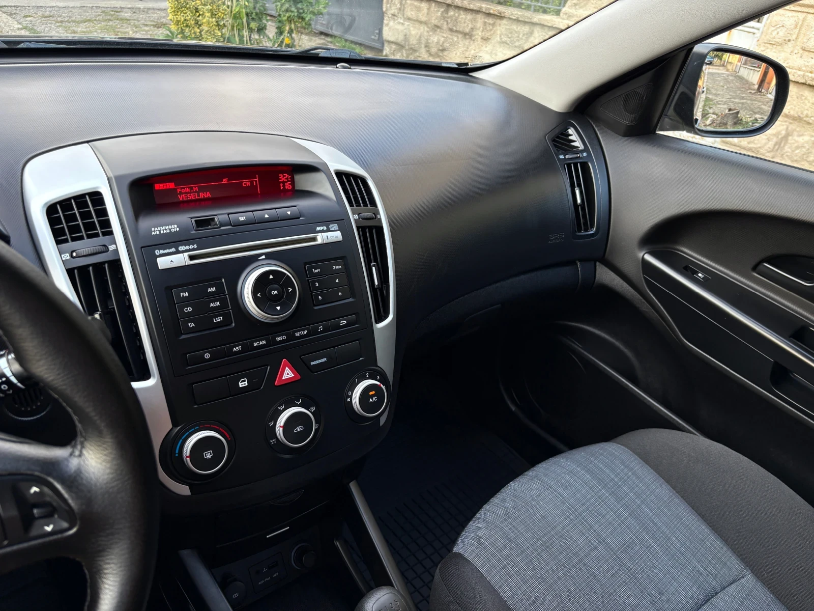 Kia Ceed 1.4i ФЕЙСЛИФТ* 168 000км*  - изображение 10