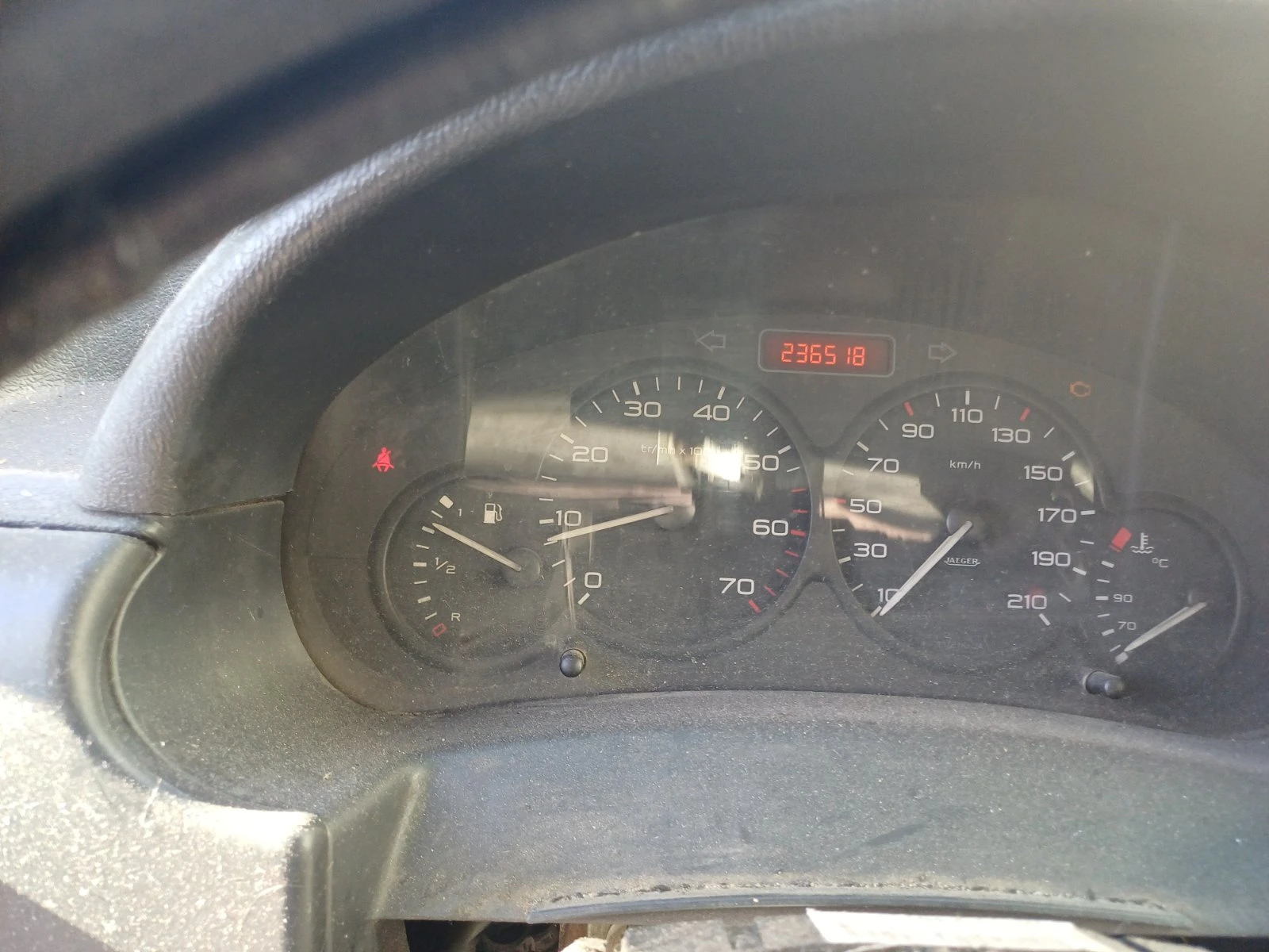 Citroen Berlingo 1, 6HDI - изображение 7