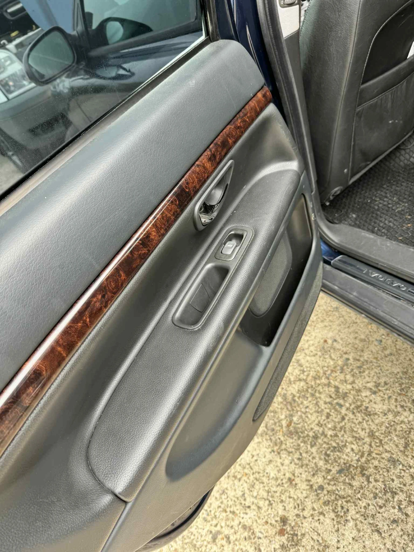 Volvo S80  - изображение 7