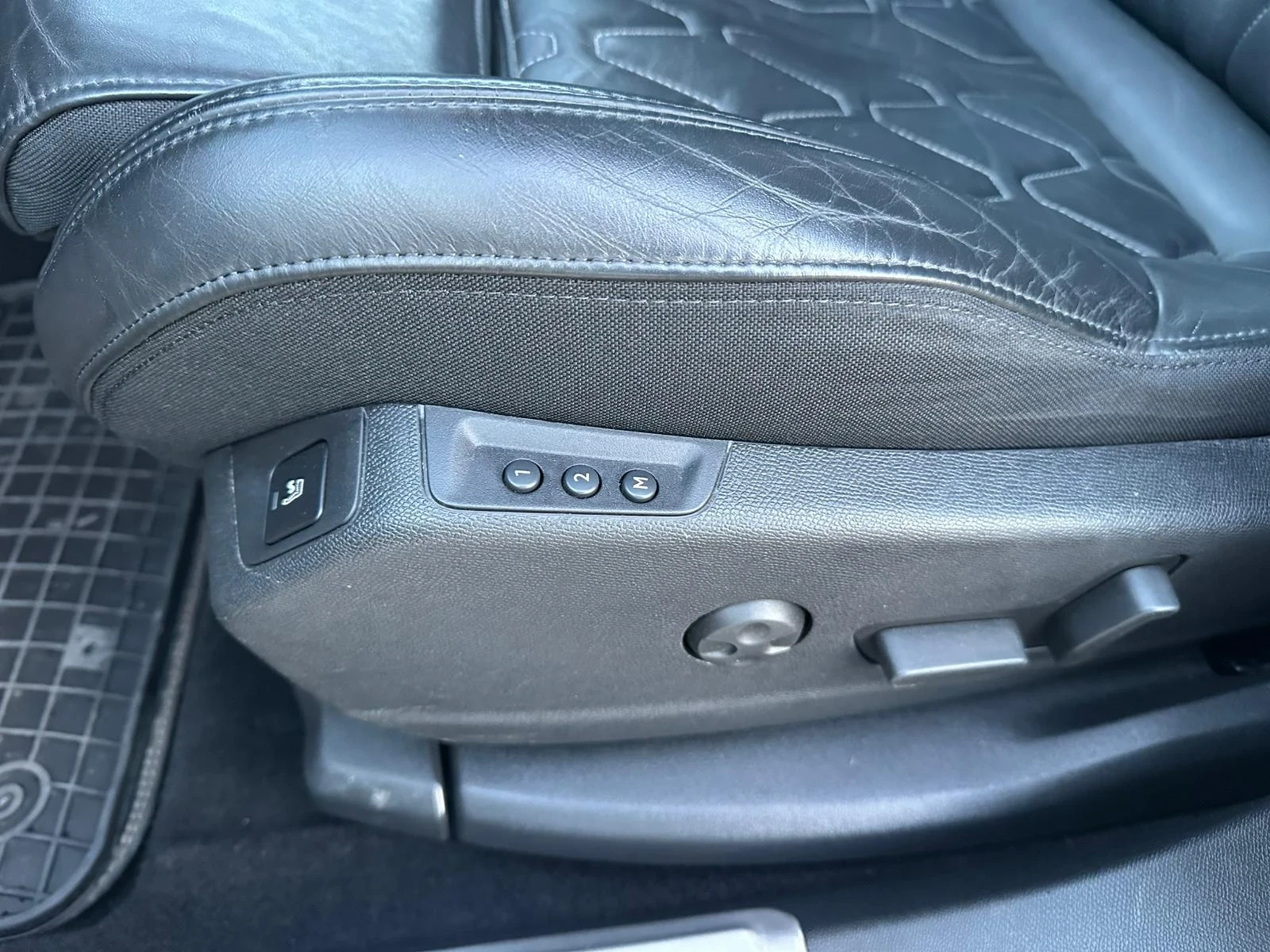 Peugeot 5008 GT HIGH, снимка 13 - Автомобили и джипове - 53787733