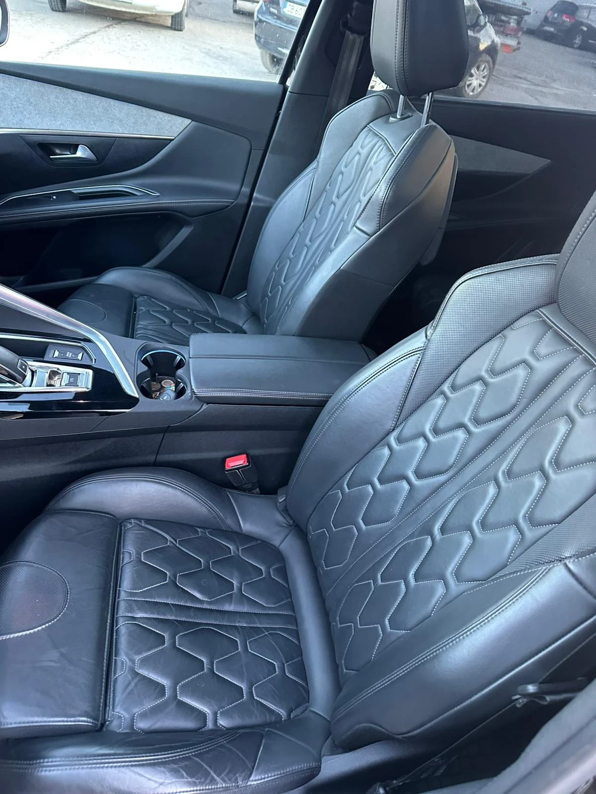 Peugeot 5008 GT HIGH, снимка 12 - Автомобили и джипове - 53787733