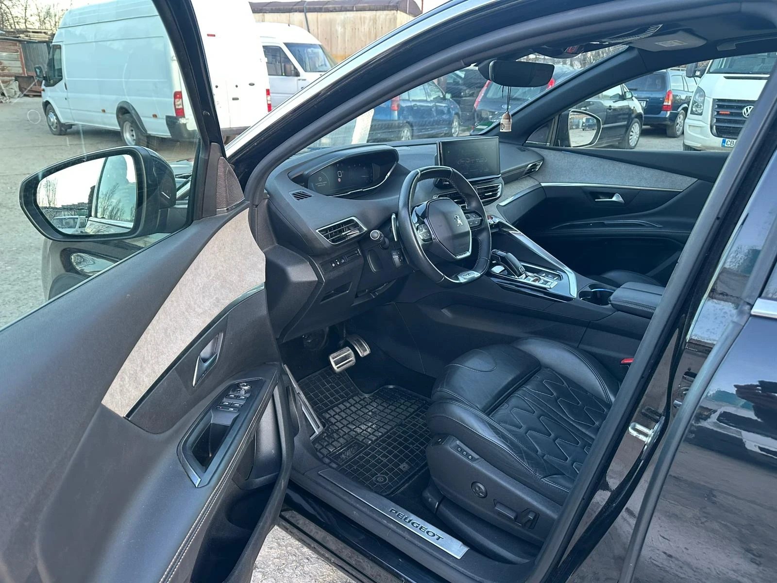 Peugeot 5008 GT HIGH, снимка 15 - Автомобили и джипове - 53787733