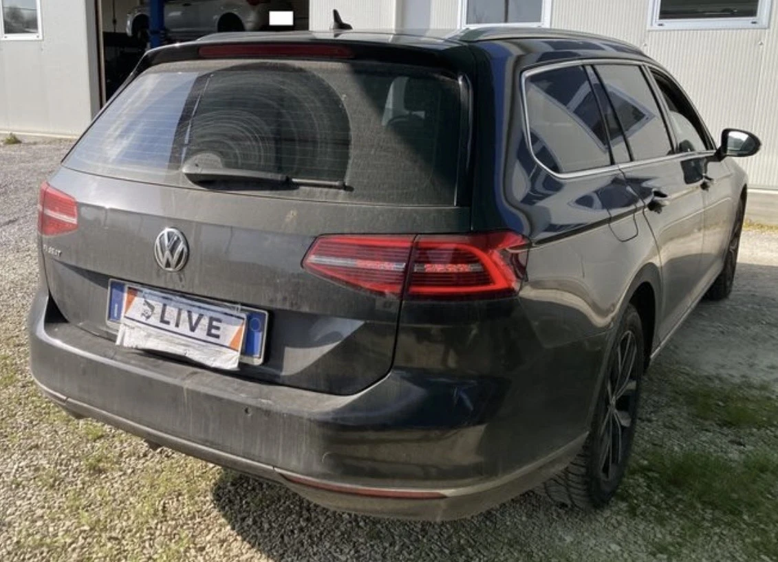 VW Passat ОЧАКВАН ВНОС ИТАЛИЯ , снимка 8 - Автомобили и джипове - 53879489