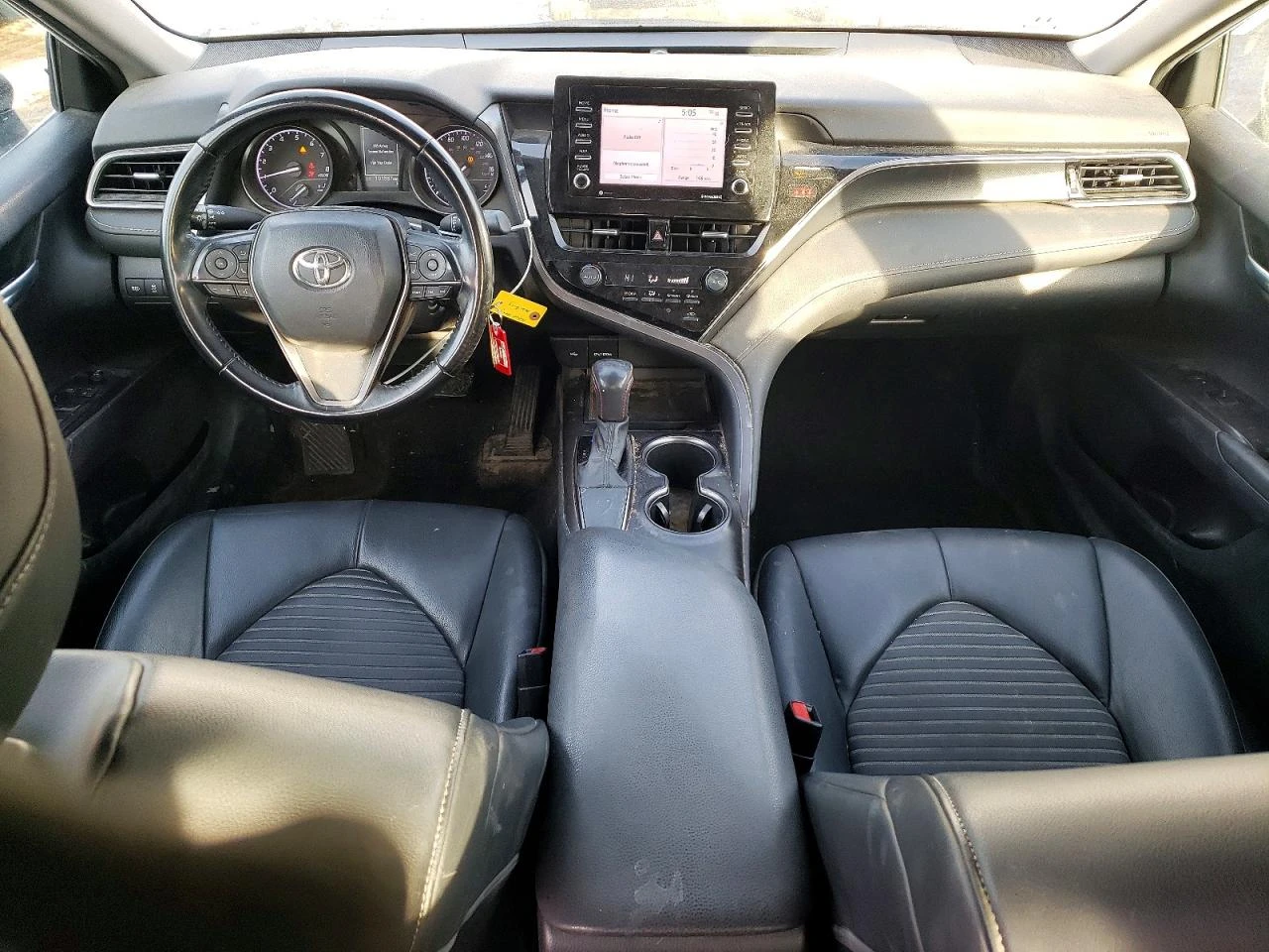 Toyota Camry 2.5l Se, снимка 8 - Автомобили и джипове - 53923604