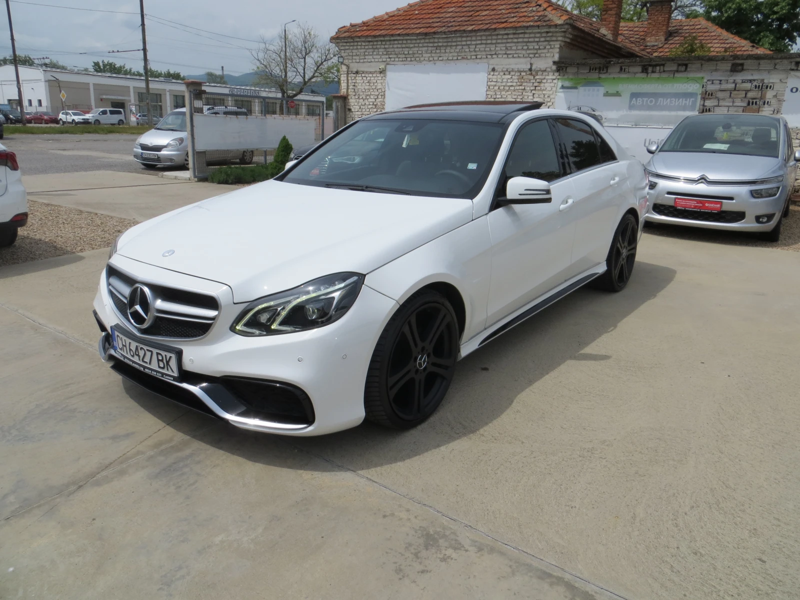 Mercedes-Benz E 220 2.2CDI AMG-PACK-ОБСЛУЖЕНА, снимка 8 - Автомобили и джипове - 54475075