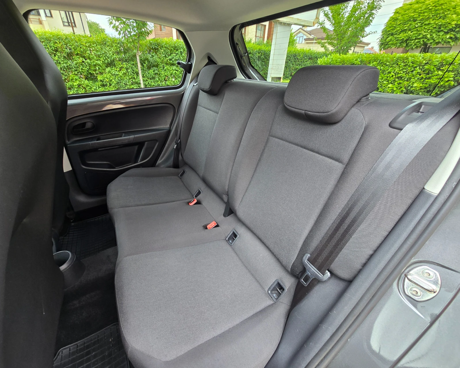 VW Up CCS, снимка 16 - Автомобили и джипове - 55137938