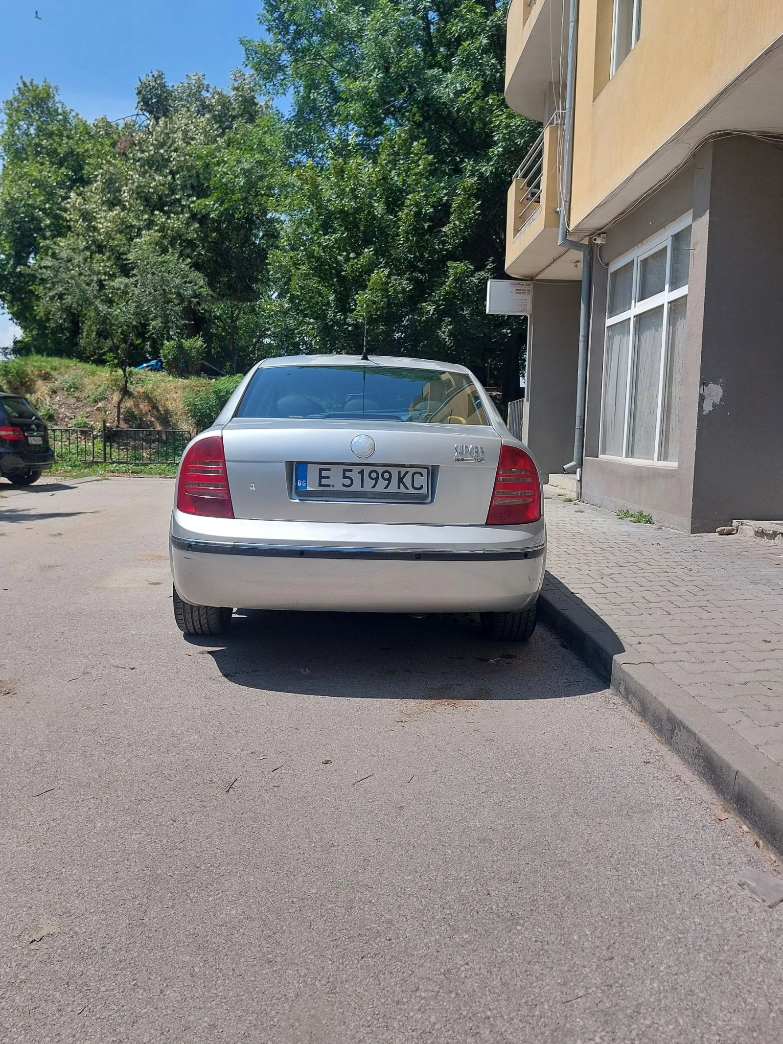 Skoda Superb, снимка 3 - Автомобили и джипове - 55252216
