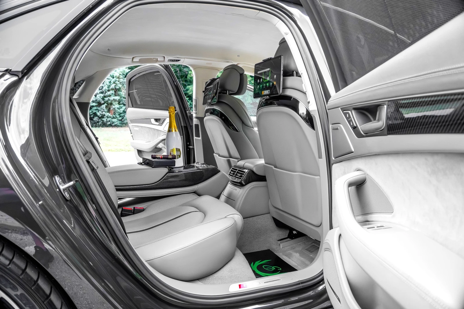 Audi S8 PLUS* ABT-730HP* MASSAGE* HEAD UP* BOSE* CARBON, снимка 11 - Автомобили и джипове - 55344622